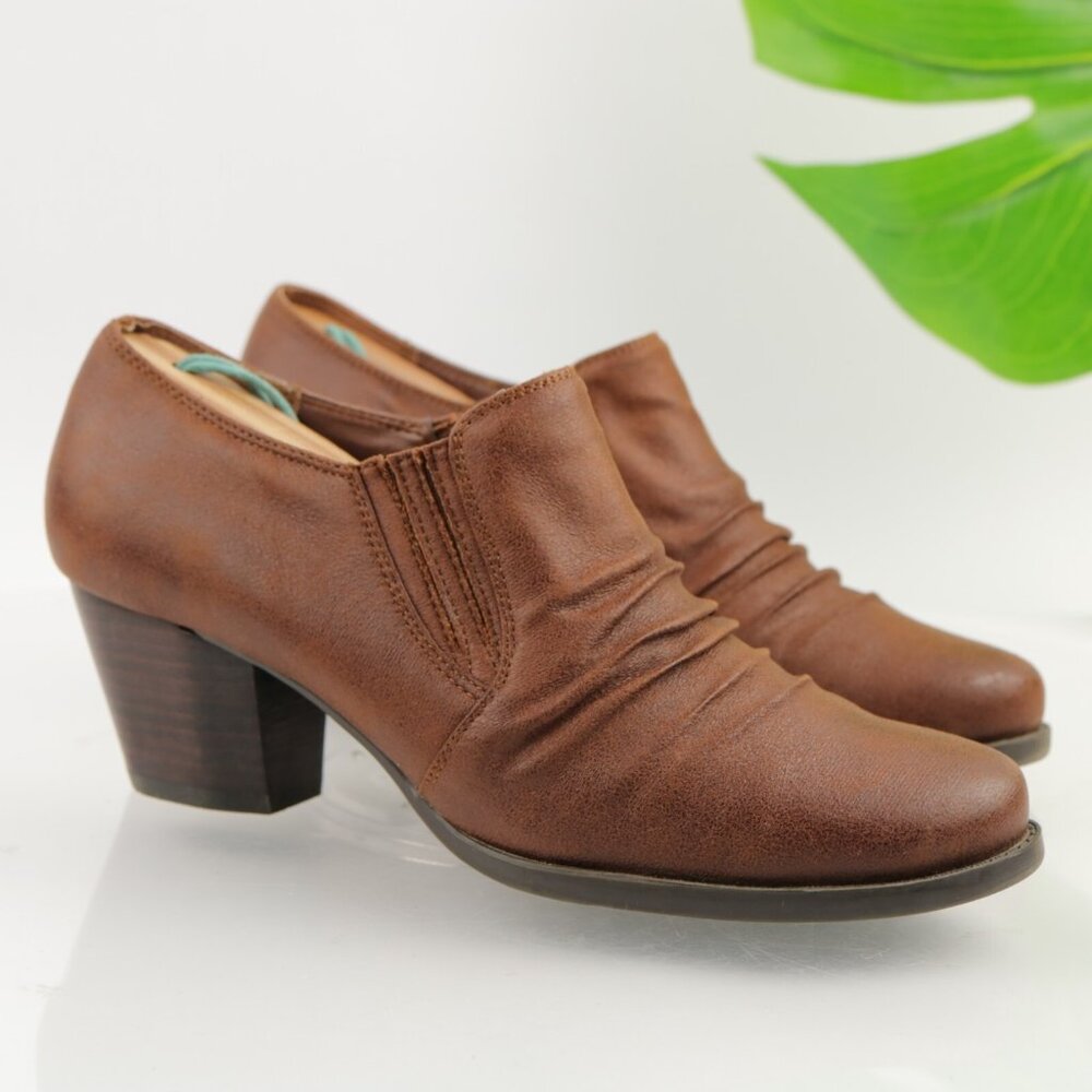 Baretraps Womens Reagen Boots Size 8.5 Brown Chelsea Booties Block Heel Comfort‎
